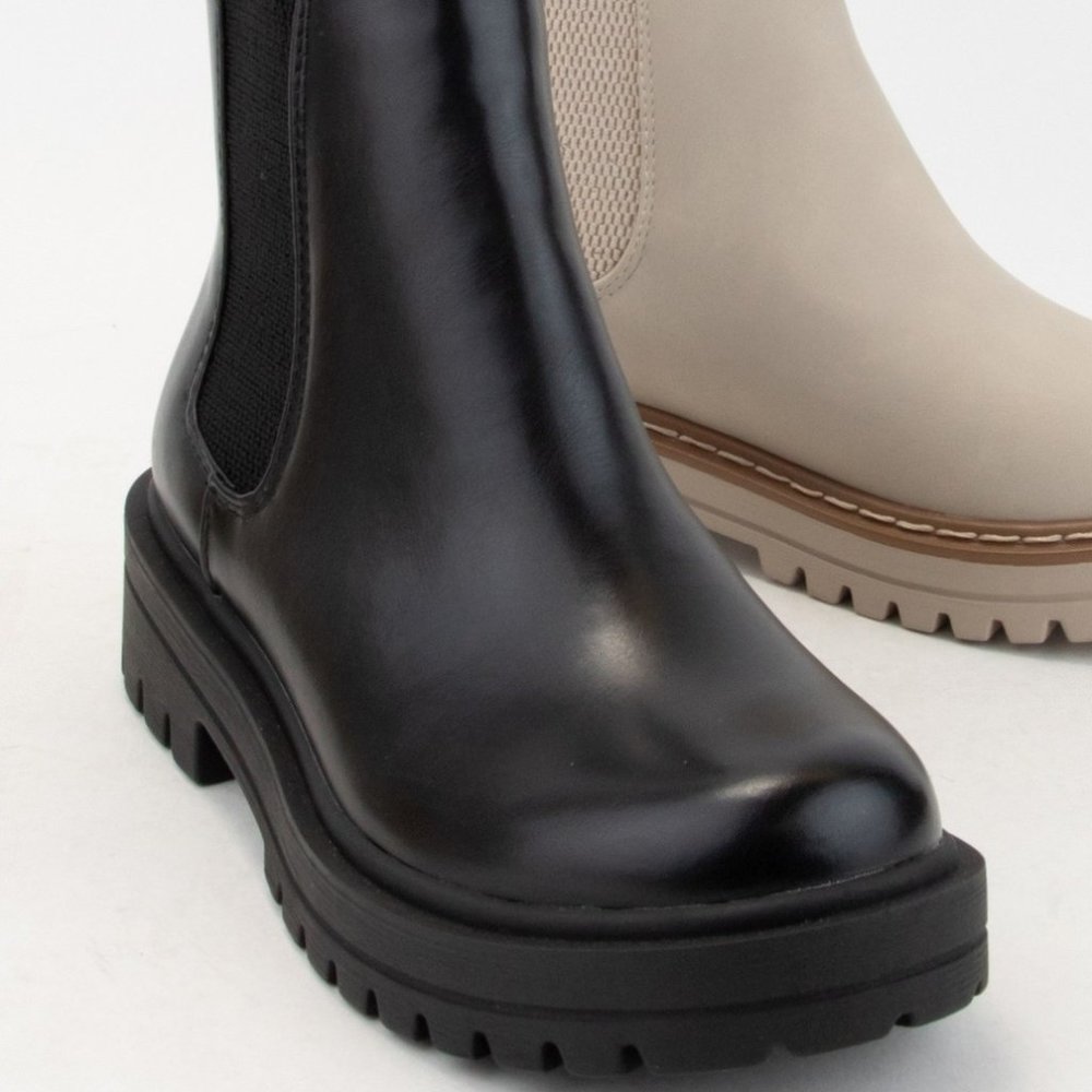 Chelsea Bootie - Picture 2 of 3